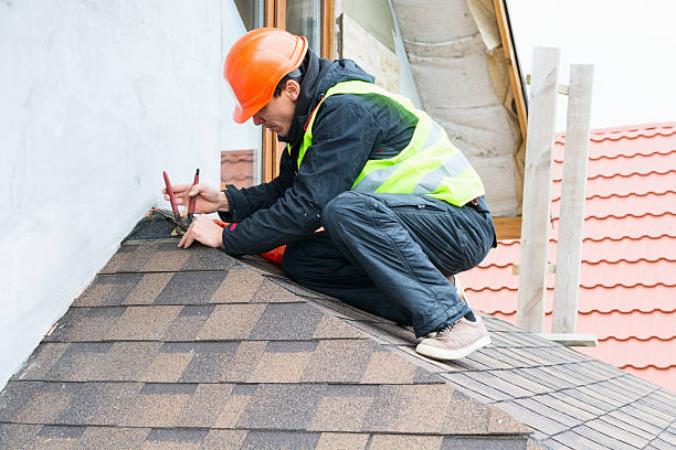 Best Roof Gutter Cleaning  in Wood Village, OR